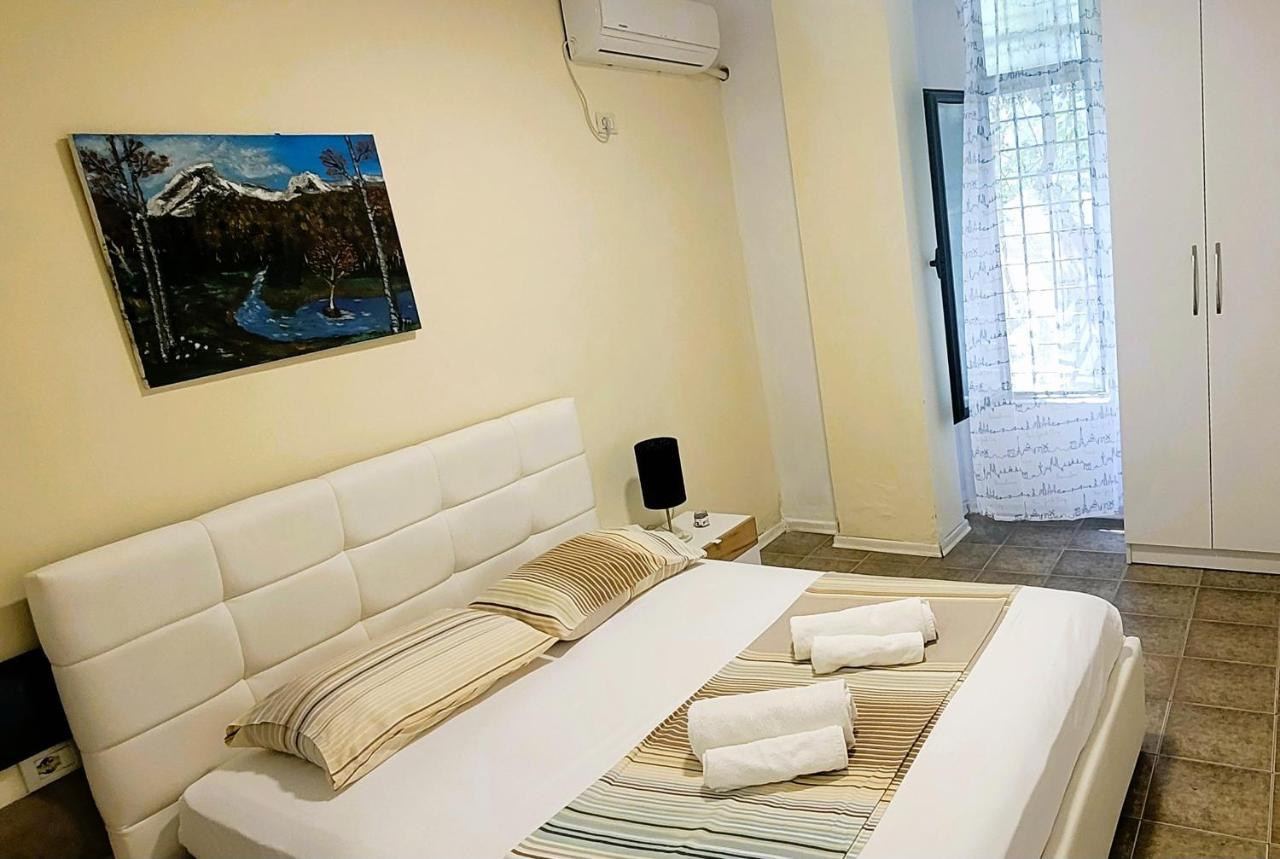 Apartament Studenti Studio'S Tirana Zewnętrze zdjęcie